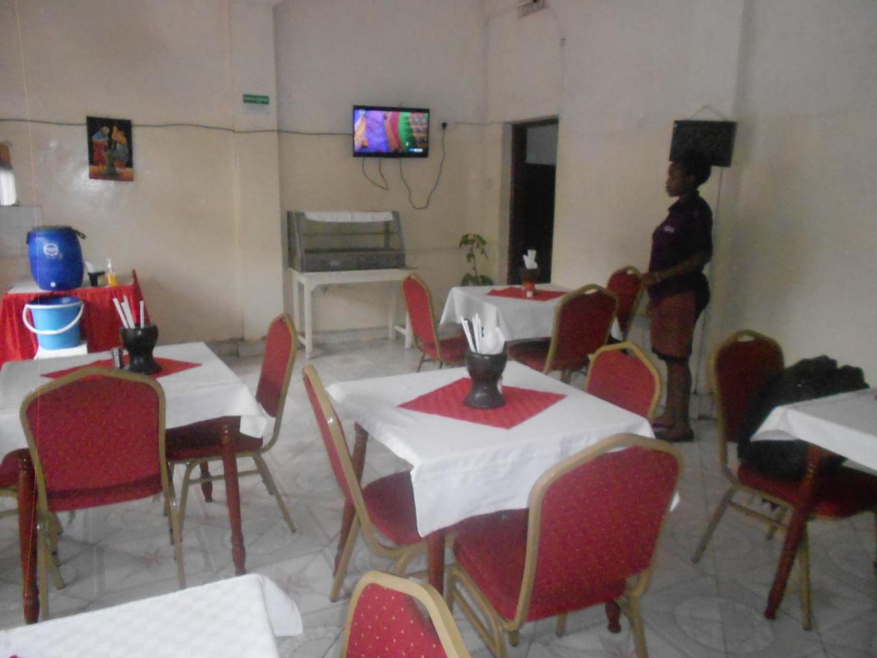Riversand Hotel Kisumu Ngoại thất bức ảnh
