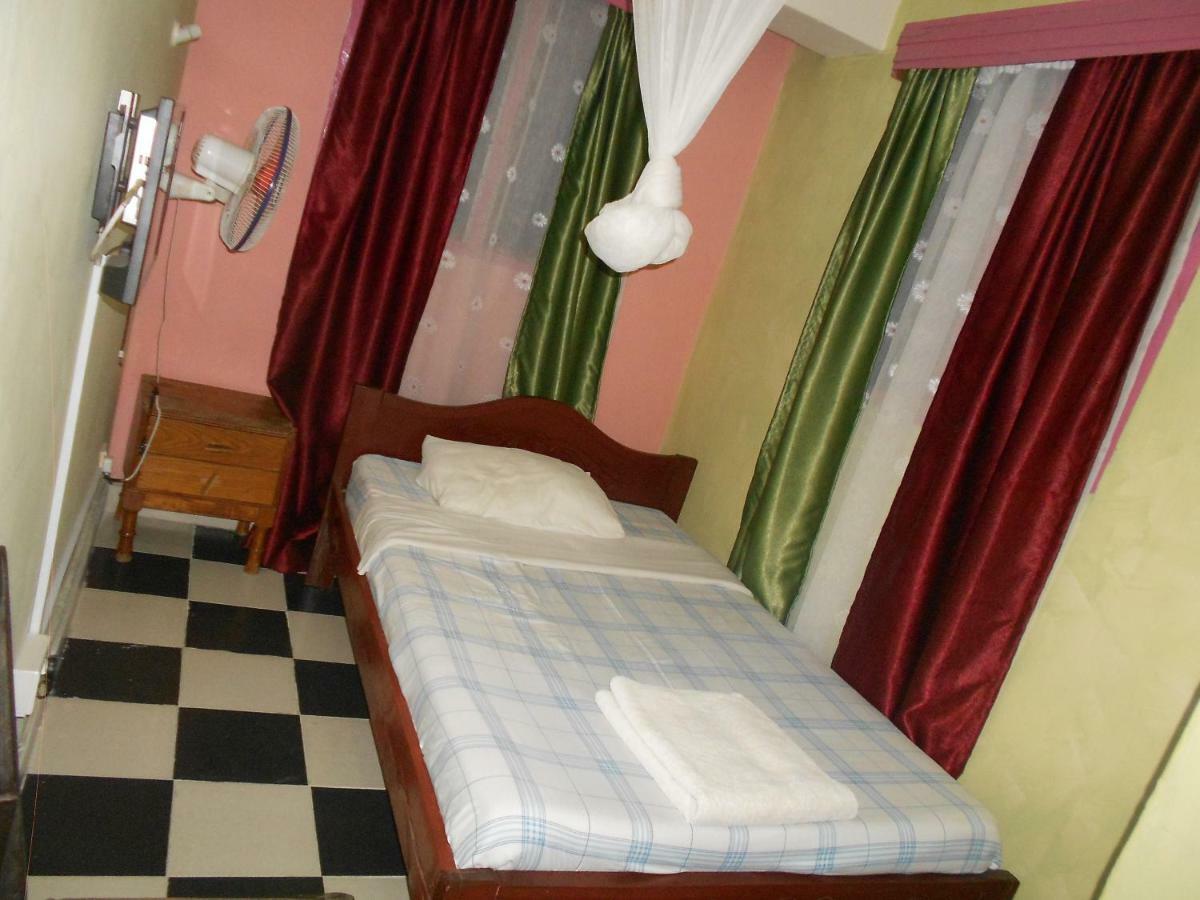 Riversand Hotel Kisumu Ngoại thất bức ảnh
