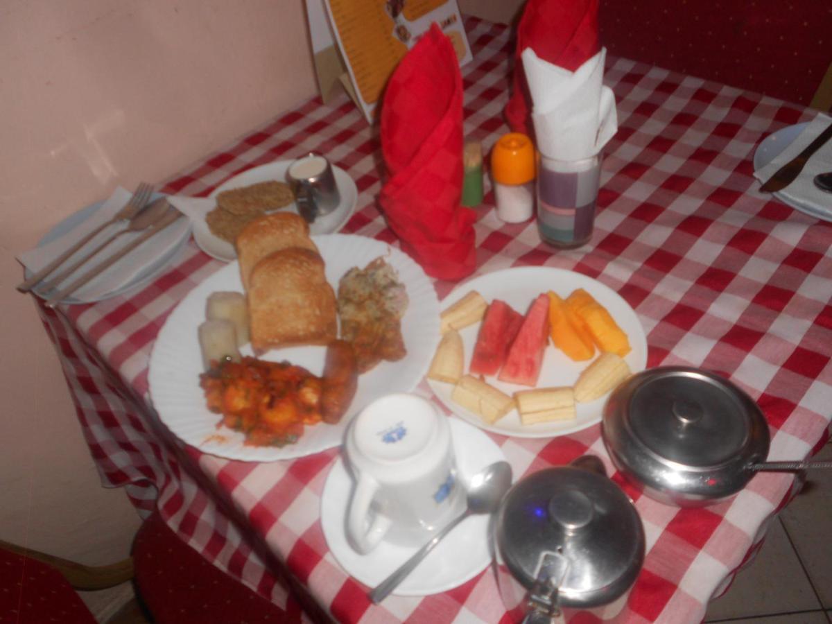 Riversand Hotel Kisumu Ngoại thất bức ảnh